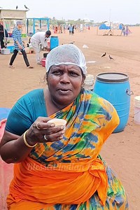 27K views · 217 reactions | Most crowded seafood joint 襤戀咽in chennai-22 saal se people's fav sundari akka kadai珞 | Blessed Indian Foodie | Facebook