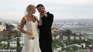 Newly Married Couple Are Fucking First Time