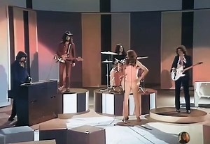 232K views · 8.5K reactions | Deep Purple - Strange Kind of Woman, 1971 | Legendy muzyki | Facebook