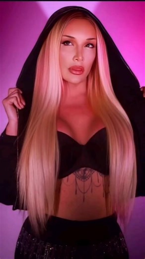 Beautiful Transwoman Ms Taylor #beautifultransgender #lgbtcommunity #greenscreen #lgbtiq