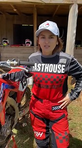 No te podés perder la Sexta fecha del CNMX #BelRay Ray Costa Rica 2023 este Domingo 8 de Octubre en Corralillo de Cartago en la pista "Los Alpinos" a las 8:00am, el precio de la entrada es de ₡3000. Además al comprar tu entrada podés participar en el sorteo de una Kayo TS90cc de Carmonax.com | Motocross Costa Rica- Campeonato Nacional