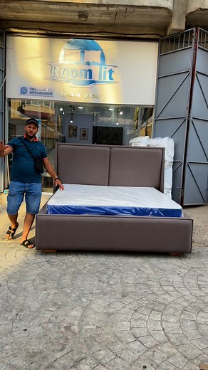 57K views · 675 reactions | #litcapitonné #meubelmalang #femme #lit #Matelas | Room lit | Facebook