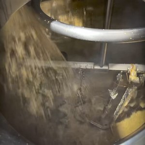 Why yes, our mash tun IS held together with zip ties… what are you implying? #virginiaisforlovers #virginia #virginiabeer #craftbeerporn #craftbrewery #rva #craftbeerlife #rvabeers #craftbeerlover #beer #vabeer #richmondbeer #rvabeer #Richmond #rvabeertrail #craftbeer #visitvirginia | Steam Bell Beer Works