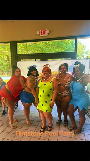 #bbw #bhm #sizeacceptance #plussize #flintstones #poolparty #curvymovements @Juicee Thyck @Ms_OG27 @Julia @poohbear_0624 @ToledoBBW @b1rdy44