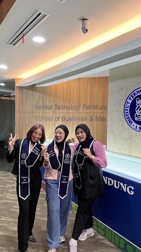 joinann dlu gess, trio signing out~ @Nti @smolbabushka