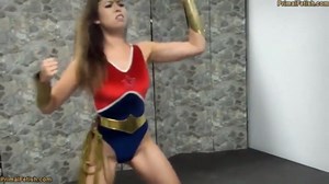 MELISSA MOORE WONDER GIRL BROKEN