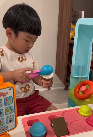 Ice Cream Fun: Barista's Hilarious Discount Adventure