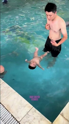 "Toddler’s First Underwater Swim! 🏊‍♂️💦 Brave Little Swimmer #shorts #baby "