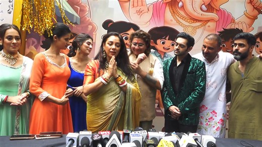 Rajan Shahi, Rupali Ganguly & Others At Anupamaa Set For Ganesh Chaturthi Celebration #Anupamaa, #RajanShahi, #RupaliGanguly, #GaneshChaturthi, #GanpatiCelebration, #GanpatiBappaMorya, #TVSerial, #StarPlus, #AnupamaaSet, #BehindTheScenes, #TellyMasala, #IndianTV, #FestiveVibes, #Celebrity, #DKP, #AnupamaaFame #bollywoodhelpline | Bollywood Helpline