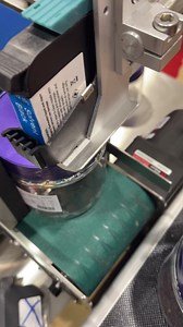 6.2K views · 719 reactions | Rupanya ada mesin cetak expired date bagai diknonnnnnn. Hahahahaha. Syukur alhamdulillah. Gais, kita menuju ke arah zaman teknologi, mari kita usahakan! #OneCookies #BapaBiskutKebangsaan #BMF | Khairul Hakimin Muhammad | Facebook