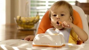 For centuries kids have started self-feeding with the spoon 🥄 Here's why the NumNum pre-spoon is the smarter start to self-feeding. Have a friend or family member with a baby or expecting - will you tag them below? Learn more at www.numnumbaby.us. . . . #seeyaspoon #numnum #prespoon #dipeatrepeat #selffeedingmachine #weaning #baby #blw #blwideas #newborn #newmom #parenting #parenthood #momlife #babyfood #musthave #babyspoon #buybuybaby #entrepreneur #babyfoodideas #babymilestone #firstthanksgiv