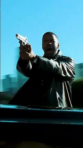 Rate Denzel Washington’s performance in Training Day (2001) from a scale of 1 to 10. 💬