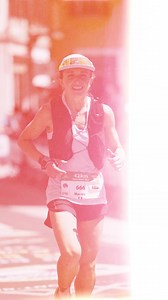 Marathon du Mont-Blanc 2023 Merci Chamonix 🤩⛰️ Quelle journée sur les sentiers de ce Marathon du Mont-Blanc ! J’étais venue pour me challenger, mais aussi pour repousser mes limites physiques et mentales, c’est chose faite. Pas le résultat espéré (des grosses crampes), mais je suis heureuse d’avoir pu repousser mes limites pour enfin passer cette ligne d’arrivée. Entre émotions, partage et sueur, de sport est à la fois tellement ingrat et en même temps si beau. Il y aura encore une revanche à p