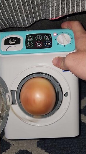 Washing machine kid vs