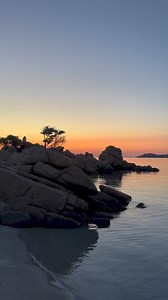 La costa smeralda è anche questo 🧡 . . . 🎥 di Andrea Levrini @andrealevriniphoto . . . . . #sardegna_mia_ ##sardegnamia #sardegna #costasmeralda #beach #life #travel #paradise #beautifuldestinations #vacation #ig_sardegna #earth #spiaggedasogno #sardegna_illife #alba #sardegna_real #sardegna_bestsunset #sardegna_puntoradio #nature #wild #travelling #sardegna_in_grande #vivosardegna #visitsardegna #sardiniatales #italia #videosardegnamia #videosardegna | Sardegna mia