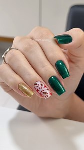 63K views · 53K reactions | Mais uma inspiração pro natal 朗♥️ Esmaltes: -A vez da Penélope (Risque) -Lua (Impala) -Leite de coco (Colorama) -Domina o meu coração (Impala) -Propósito (HITS) . . . #unhas #nails #top #amei #natal #brilho | Fram Alves Unhas | Facebook