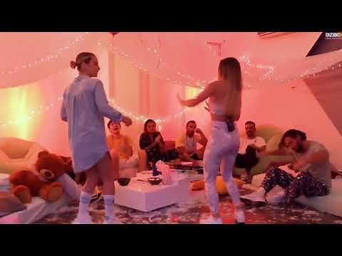 Elanur Tayt İle Tverk Efsane Türk İfşa +18