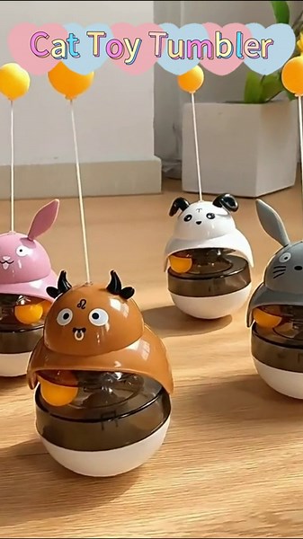 Cat Toy Tumbler - Interactive Toy with Treat Dispenser for Engaging Playtime (White)