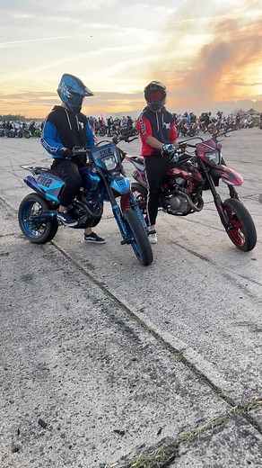 exc_thomas on Instagram: "欄 . #gsw #friends #bro #supermoto #lifestyle #vibes #sunset #fyp #stunt #dream #biker #moto #motorcycle #nevergiveup"