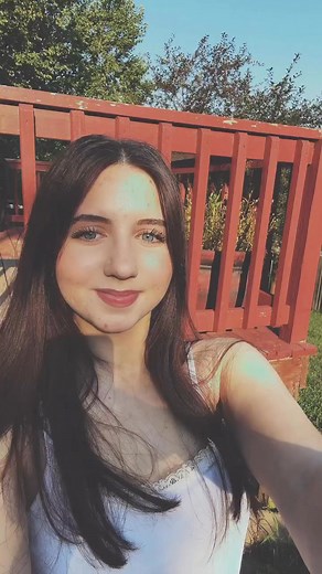 “No one compares, you stand alone” 🩵🫶🩵 Happy Saturday! ☀️☀️☀️ #lipsync #saturday #weekend #vibes #reels #reelsofinstagram #igreels #instareels #instagramreels #viralreels #trendingreels #explorepage #fypシ #laximariehawks #leximariehawks #nataliegrace | Laxi Marie hawks