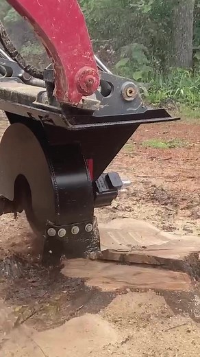 Rut MFG Skid Steer Stump Grinder Timelapse #rutmfg #brushcutter #stumpgrinding #stumpgrinder #skidsteerattachments #excavatorattachments #madeinusa #manufacturing #landscaping #mulching | Rut Mfg