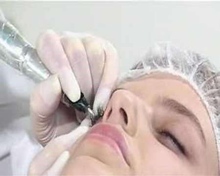 Semi-permanent eyeliner with Debra Robson-Lawrence