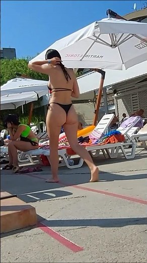 POV: You’re at the Best Pool Party Ever 💦