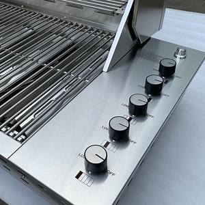High Quality Outdoor Kitchen BBQ Island Drop in Stainless Steel 5 Burner BBQ Gas Grill Commercial Propane Countertop Anti Rust BBQ Grill for Camping