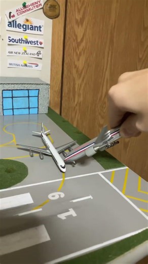 POV that one friend that isn’t an avgeek! #aircraft #automobile #airplanewings #aviations #airplane