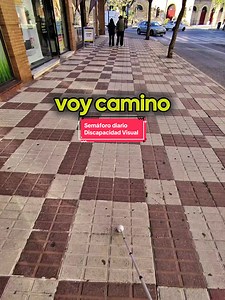 Cuando el camino es el mismo todos los días, es un alivio, los que tenemos discapacidad visual lo sabemos bien. Hoy visito @Eltendederodenieves #discapacidadvisual #discapacidad #bajavision #ceguera #blind @raybanmeta