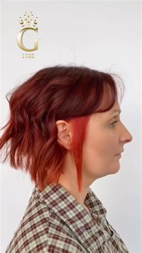 Strong fringe carried through the sides with a pop of colour to compliment the cut on beautiful guest LeeAnne ✂️⭐️ #pghmegan #awardwinningsalon #globalflagshipsalon #RSVPBestSalon #systemprofessional #SebastianProfessional #letterkenny #ireland | Patrick Gildea Hairdressing