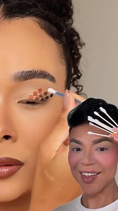 56K views · 17K reactions | Eyeshadow hack ❌✅ thoughts ⁉️ #easymakeup #eyeshadow #eyeshadowideas #makeup #tipsdebelleza #beauty #blush #hacks #makeuphacks #viralvideos | LaviedunPrince | Facebook