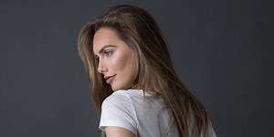 Chi è Angela Ponce, la prima modella transessuale candidata a Miss Universo e "orgogliosa di fare la storia"