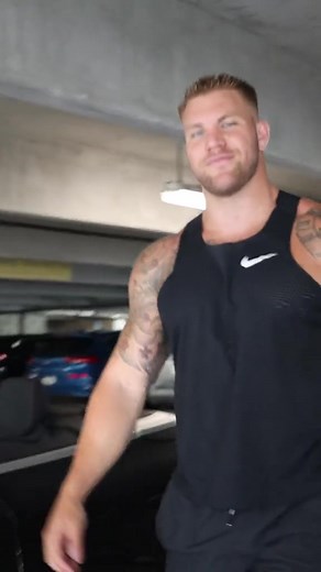 Male Gym Influencers with Tattoos - Interview with Filou Fitt