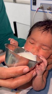 103K views · 3.2K reactions | Nourishing moments unfold as baby Ketori grasps tightly #baby #newborn #docter #afterbirth #nicu #care #delivery #feeding | Inderpal Yadav | Facebook
