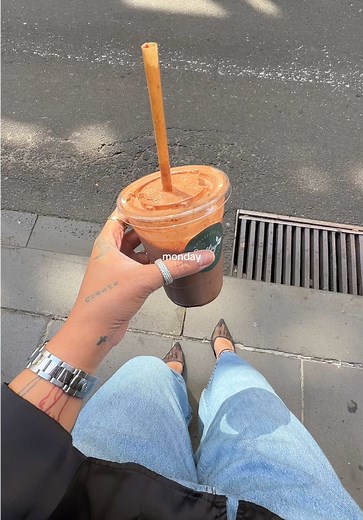 Shoe retail life #shoerotation #midas #shoes #dissh #seedling #acaismoothie #coffee #melbourne #datejust #fyp