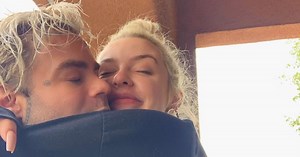 YouTuber Tana Mongeau Fawns Over Rumored Boyfriend Mod Sun in Bed and We’re Like Hmm …