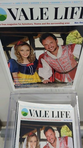 Out now! Read all about it... #SnowWhite #frontcover #panto #mag #magazine #valelife #pickmeup #festive #feelgood | Aylesbury Waterside Theatre