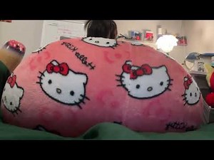 Thick asain girl farts