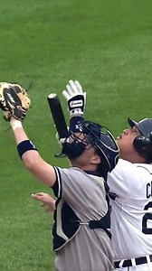 🇻🇪💥🤭| Miggy siendo Miggy #SwingLatino #MiguelCabrera #DetroitTigers #RepDetroit | Swing Latino MLB