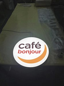[Hot Item] Acrylic Advertising Lightbox Sign Hanging Light Box Advertising Outdoor