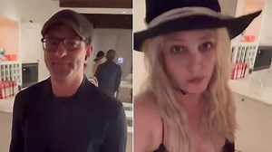 Britney Spears and brother Bryan reunite in Mexico for Britney's 43rd birthday