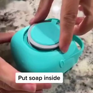 Dog Bath Brush and Body wash, Pet Massage Brush Shampoo Dispenser, Soft Silicone Brush Rubber Bristle, Pet Grooming Shower Massage