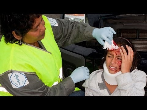 How to Treat a Head Injury | First Aid Training