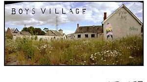 Деревня мальчиков \ Boys Village (2011) \ ужасы, короткометражный