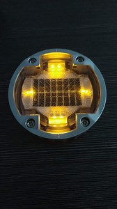 [Hot Item] LED Solar Cast Aluminum Buried Road Stud Light Waterproof Pressure Zebra Crossing Sidewalk Highway