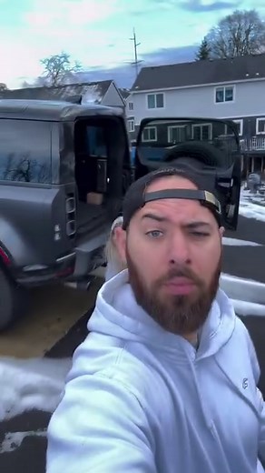 410K views · 10K reactions | She about gave “brain freeze” a new meaning ❄️ #couplescomedy #marriedlife #relationshipgoals | Theblondebrewer | Facebook