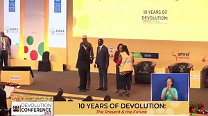 Opposition leader Raila odinga Gifted in Eldoret By Governors. | Ndindi Nyoro Fans | Facebook