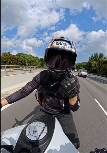 Review of SHOEI X15 Motegi 5 Transition Lens