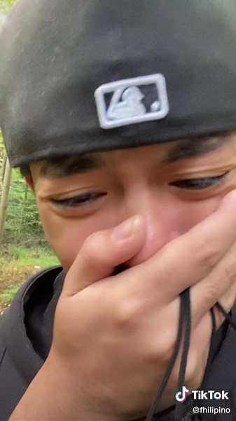 #greenscreen all this just so my asian mom don’t kill me | walking to school